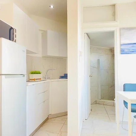 Phaedrus Living : Luxury Flat Lighthouse 75 Apartment Paphos Exterior photo